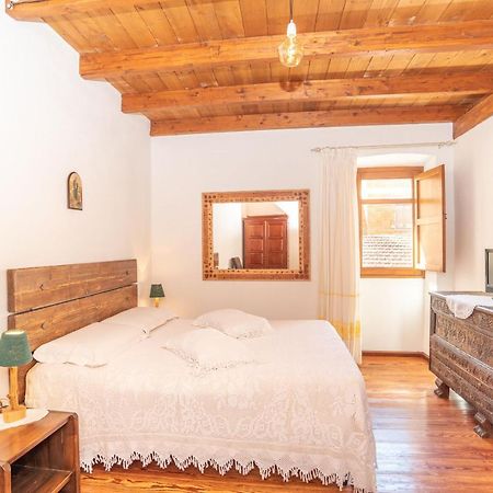 Villa Casa Santa Croce à Ala dei Sardi Extérieur photo