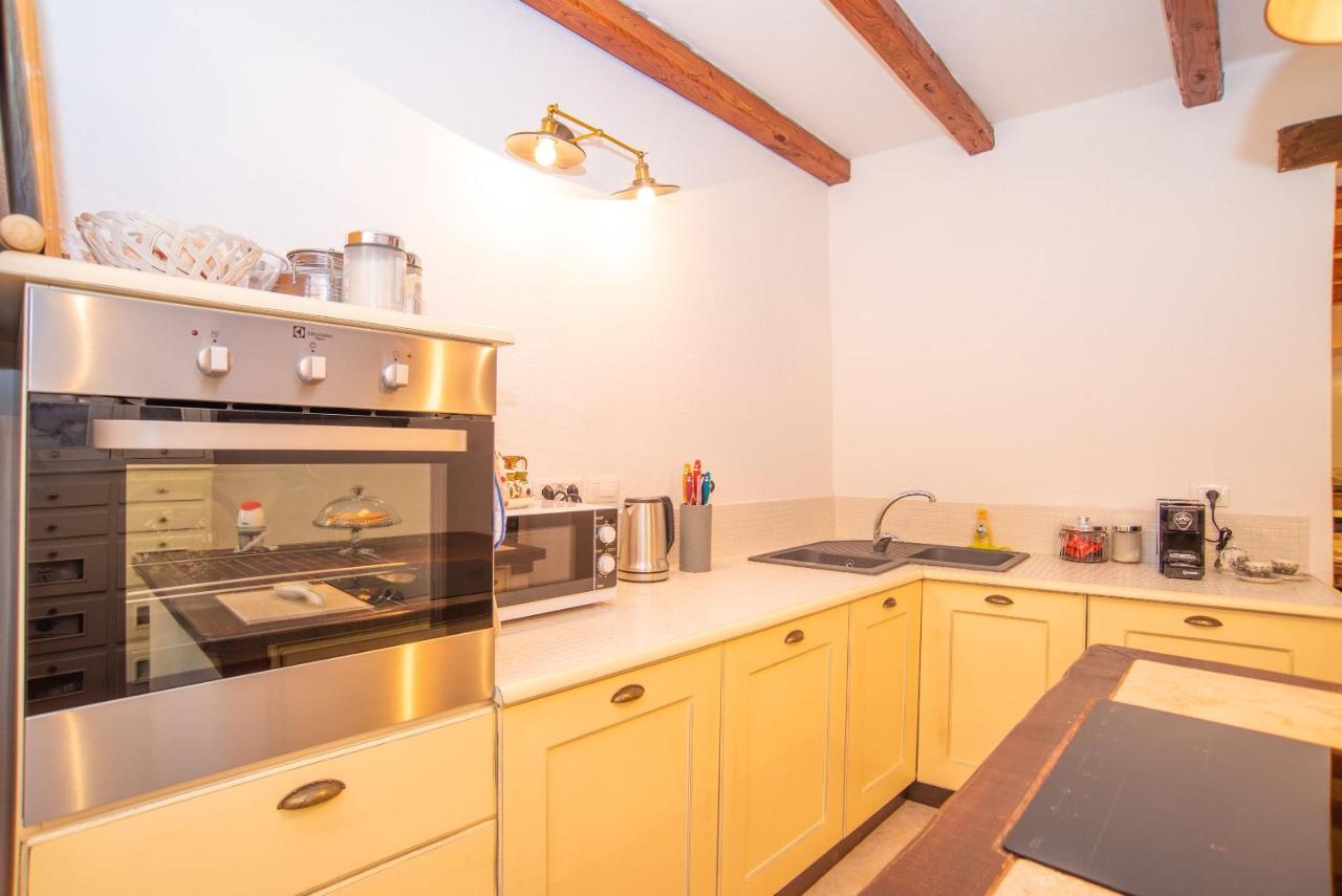 Villa Casa Santa Croce à Ala dei Sardi Extérieur photo